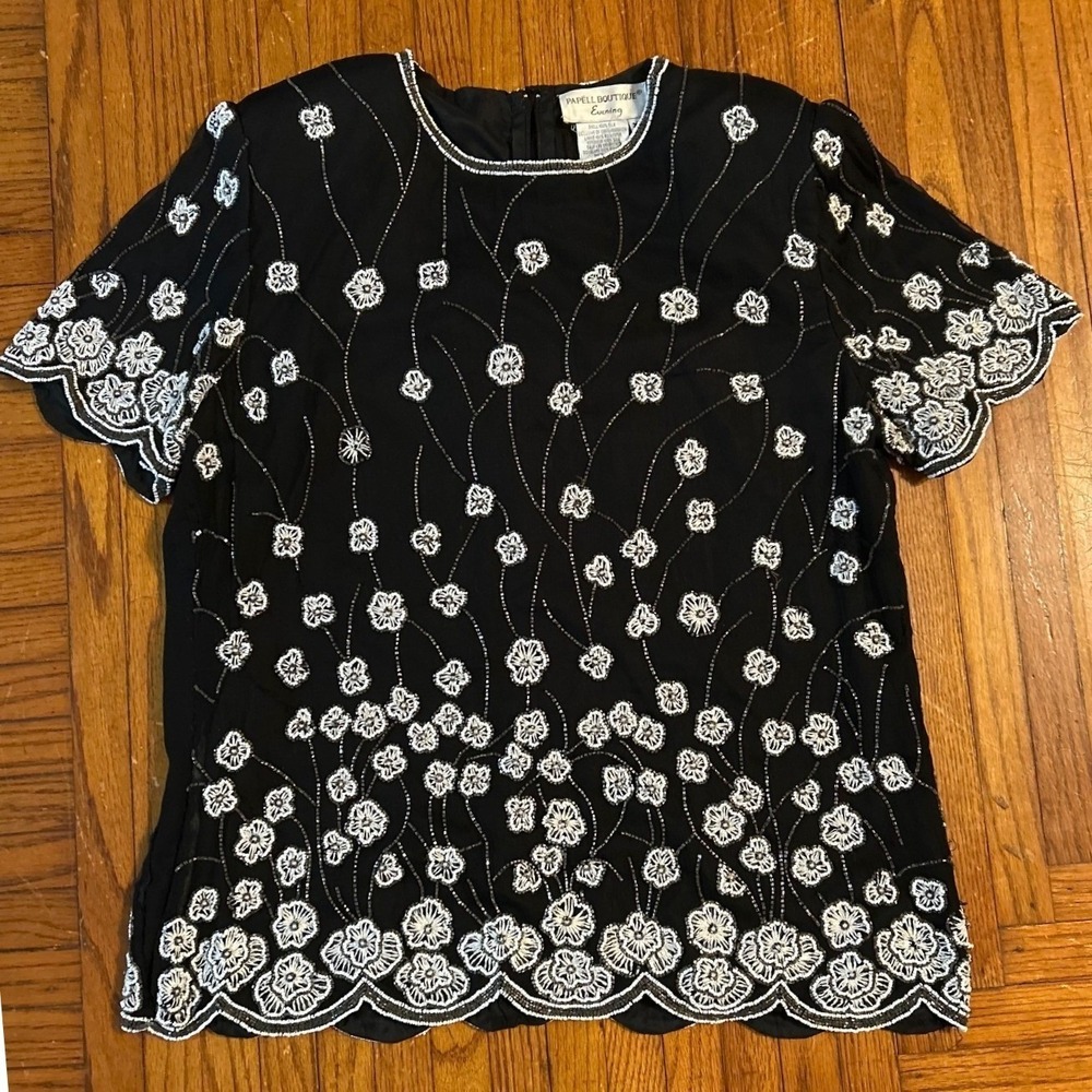 Papell Boutique Evening Black and White Beaded Blouse XL Scalloped Hem Vintage